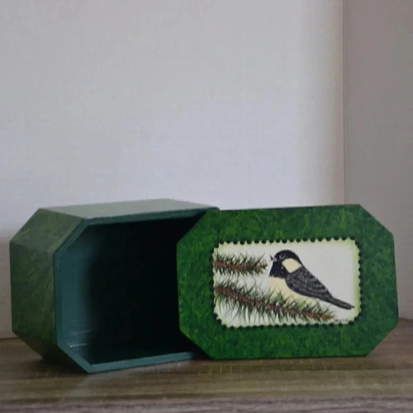 Hand painted bird wood box - Picture 2 of 5